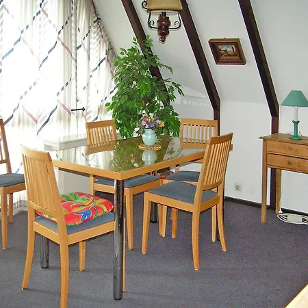 Village Vorauf, *